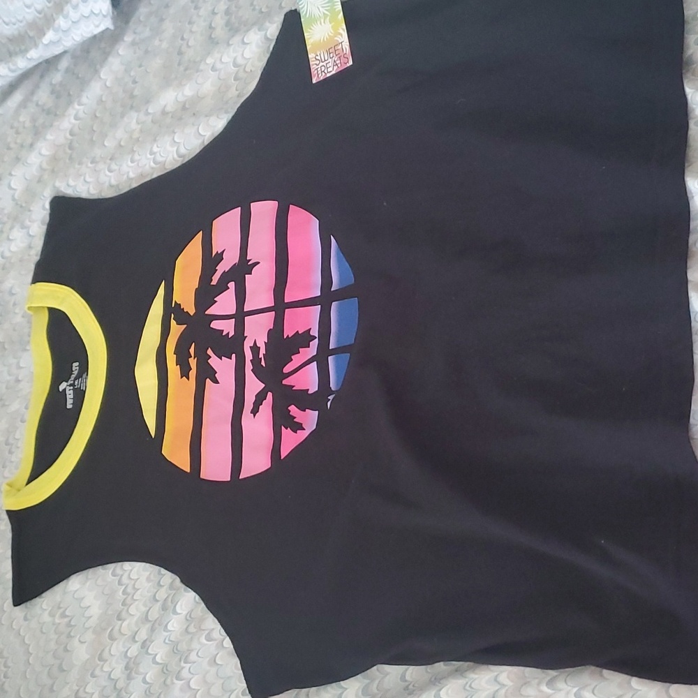 Flowy t NWT